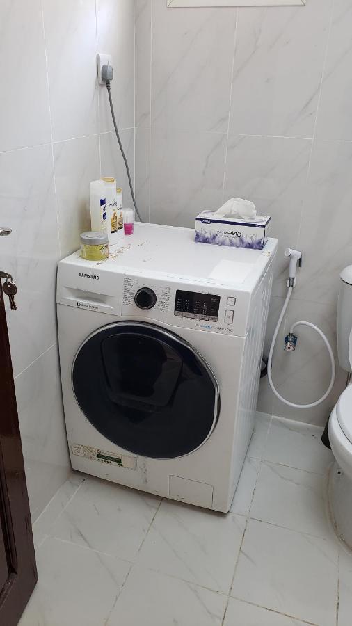 Yahia Guest House Abu Dhabi Luaran gambar